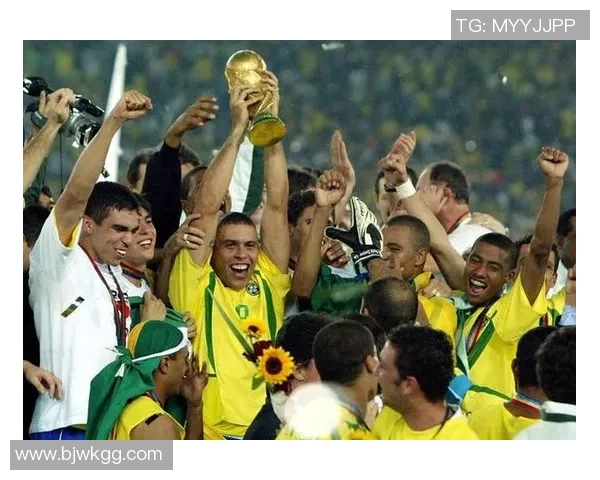 巴西足球传奇巨星回顾：从贝利到卡卡的辉煌足迹与时代变迁